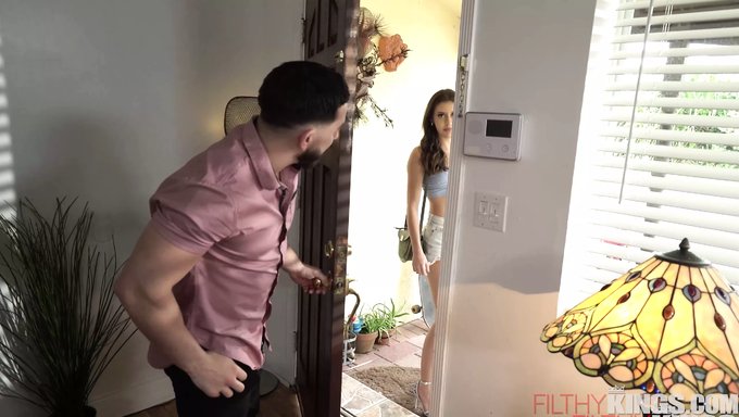 Newcomer Catalina Ossa Gets A Big Dick During Her Audition