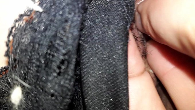 Homemade Japanese Couple Enjoys Masturbation Session