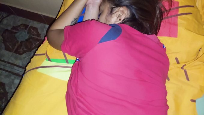 Emily'S Homemade Creampie In A Funny Morning Video