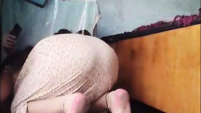 Amateur Video Captures A Big Ass Milf Cleaning The Floor