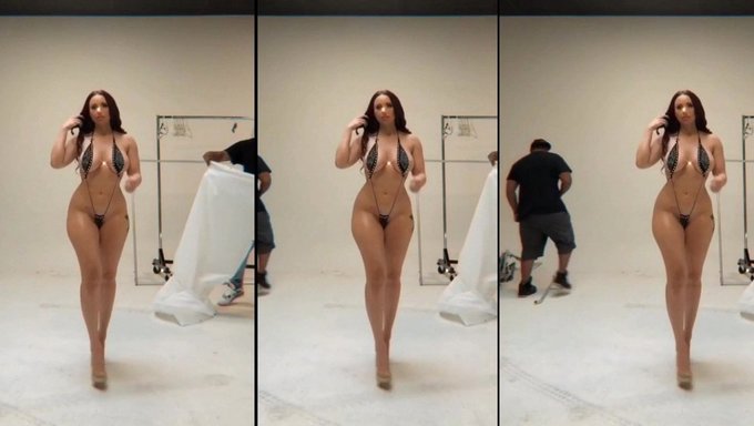 Get Ready For Some Big Natural Bikini Action