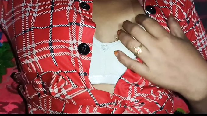 American Bisexual With Lactating Tits And Gaping Pussy Gets Cummed On