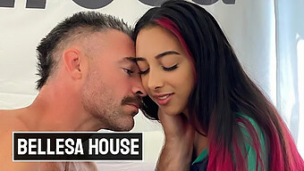 Kiarra Kai És Charles Dera Bemutatása A Bellesa Films' House-Ban, 17. Rész