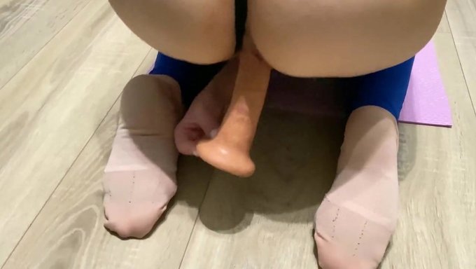 Russian Milf'S Homemade Masturbation Session