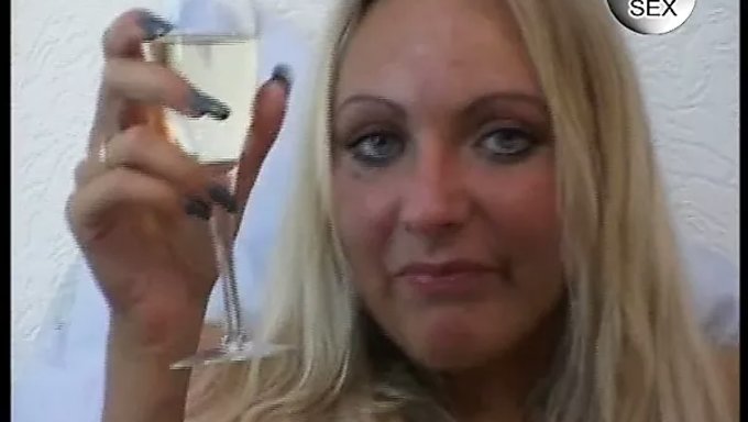 Mature Blonde Gets Her Pussy Stretched By A Big Cock