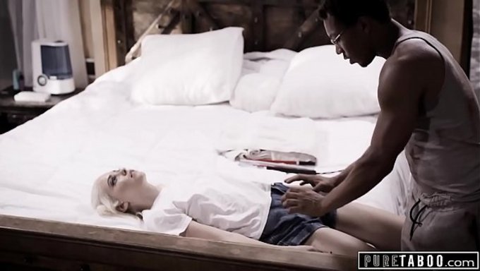 Doctor Fucks Blind Babe With A Surprising Finish In Taboo Scene