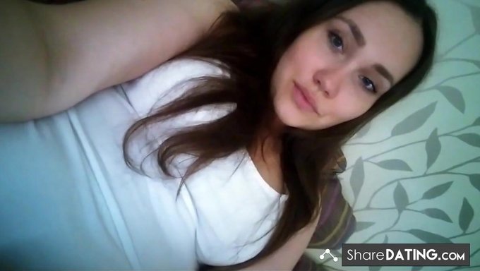 Amateur Russian Babe Gives A Sensual Handjob