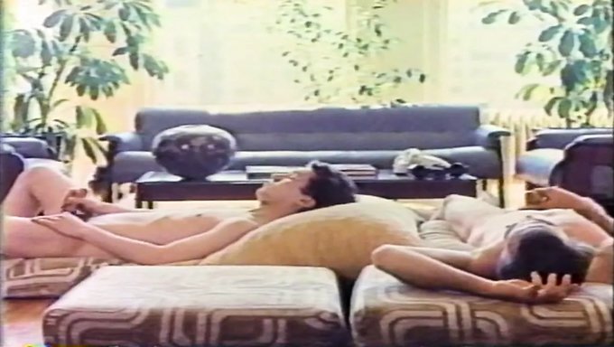 Retro Porn Stars Shine In Classic Vintage Scene