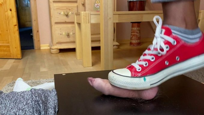 Intense Orgasmic Experience With Ball Crushing And Trampling
