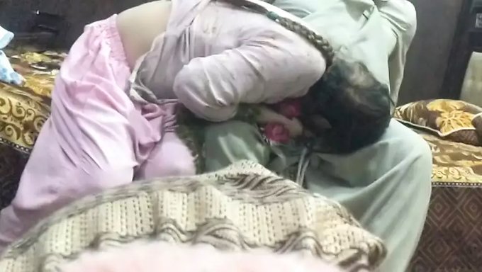 Pakistani College Student Gets Anal From 18-Year-Old Teacher In Dorm