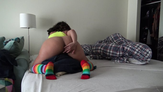 Brunette Lesbian Girls Enjoy Intense Pussy Play