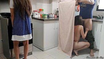 Brunette W...