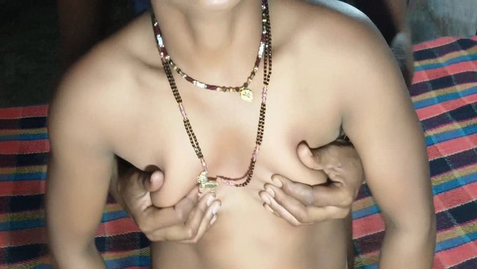 18-Year-Old Neha Indulges In Some Steamy Nighttime Action With Her Uncle