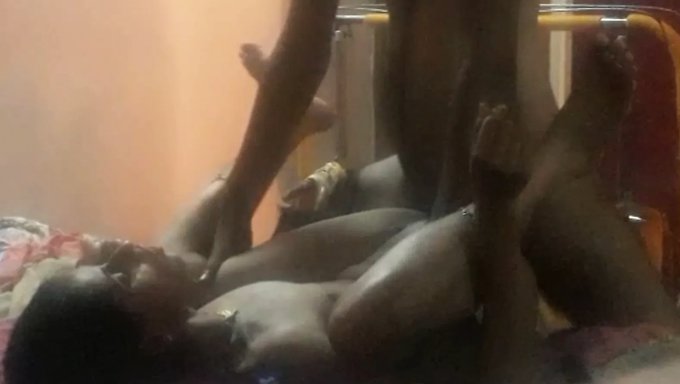 Indian Girlfriend Gets A Creampie In Homemade Video
