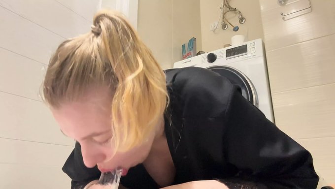 Ukrainian Mature With Big Natural Tits Gets Deep Through In Homemade Video