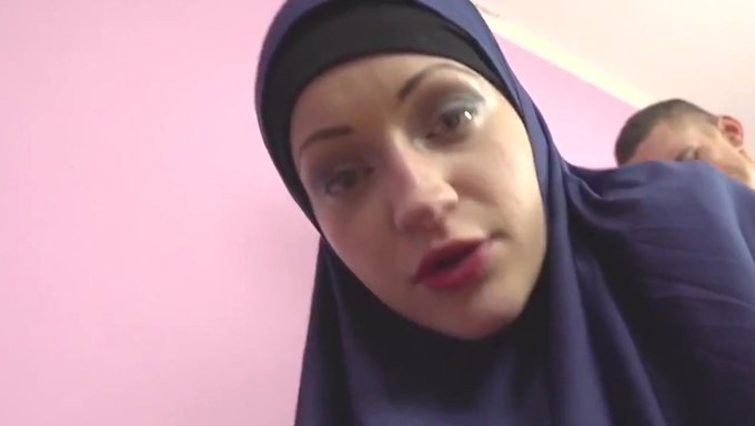 Muslim Woman Enjoys Hardcore Pov Fucking And Blowjob