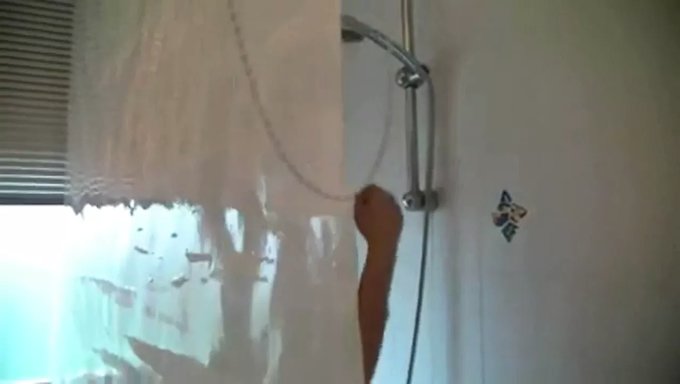 Showering With Passion: A Homemade Sextape