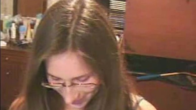 Big Boobs Babe Masturbates On Webcam