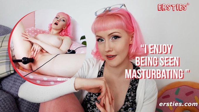 Uk Hottie Explores Pleasure With Sex Machine In Hd
