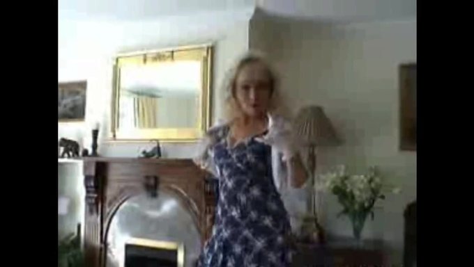 British Nylons Get A Steamy Blowjob
