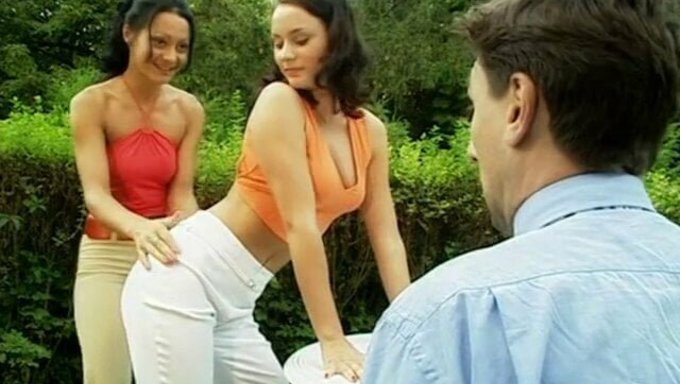 Watch Eva Ptakova'S Private Reality In Action