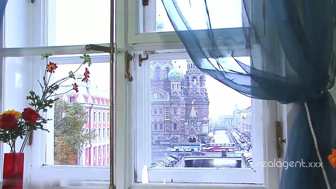 Petite Russian Girl Enjoys Ass To Mouth Action