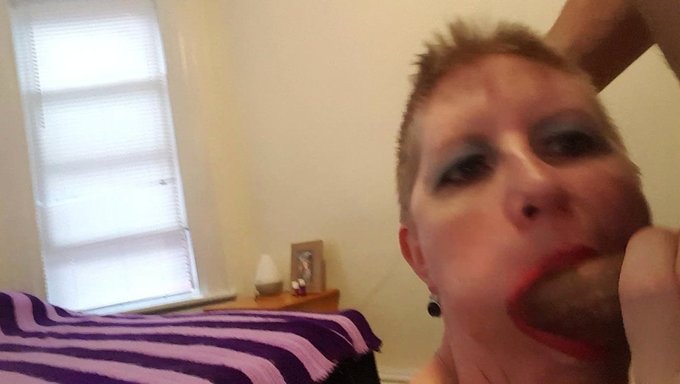 Morning Deepthroating With A Throated Slut