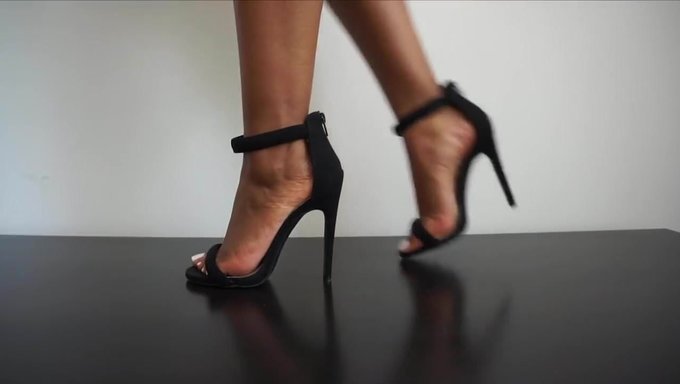 Blacked Babe'S Feet In Heels